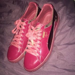 Burgundy puma clyde shoes